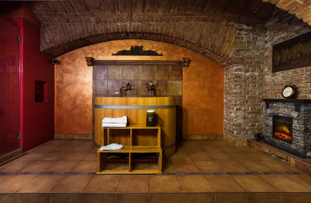 Ruby Spring – bath