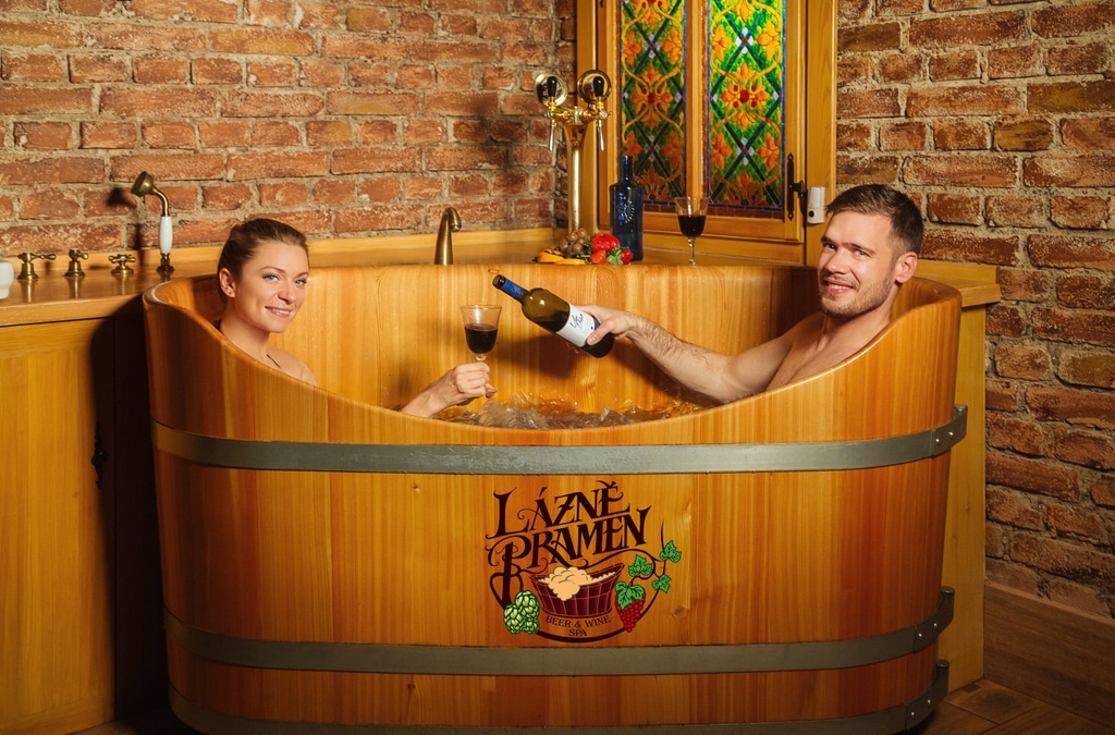 Emerald Spring – bath